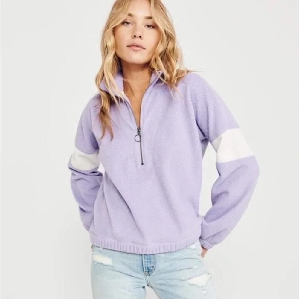 Abercrombie & Fitch Sherpa Half Zip PullOver Sweatshirt Purple White Size Small
